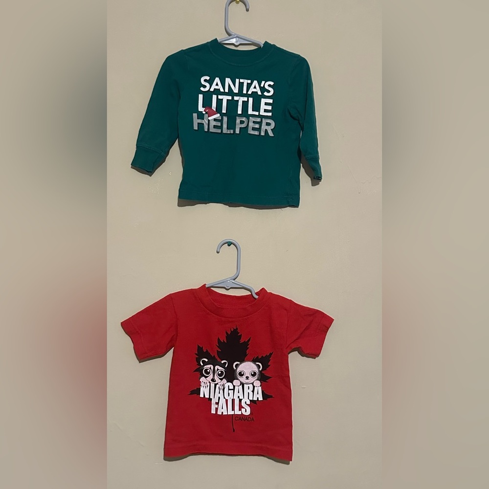 shirt bundle- red and green Santa’s little helper and Niagara Falls 🎅